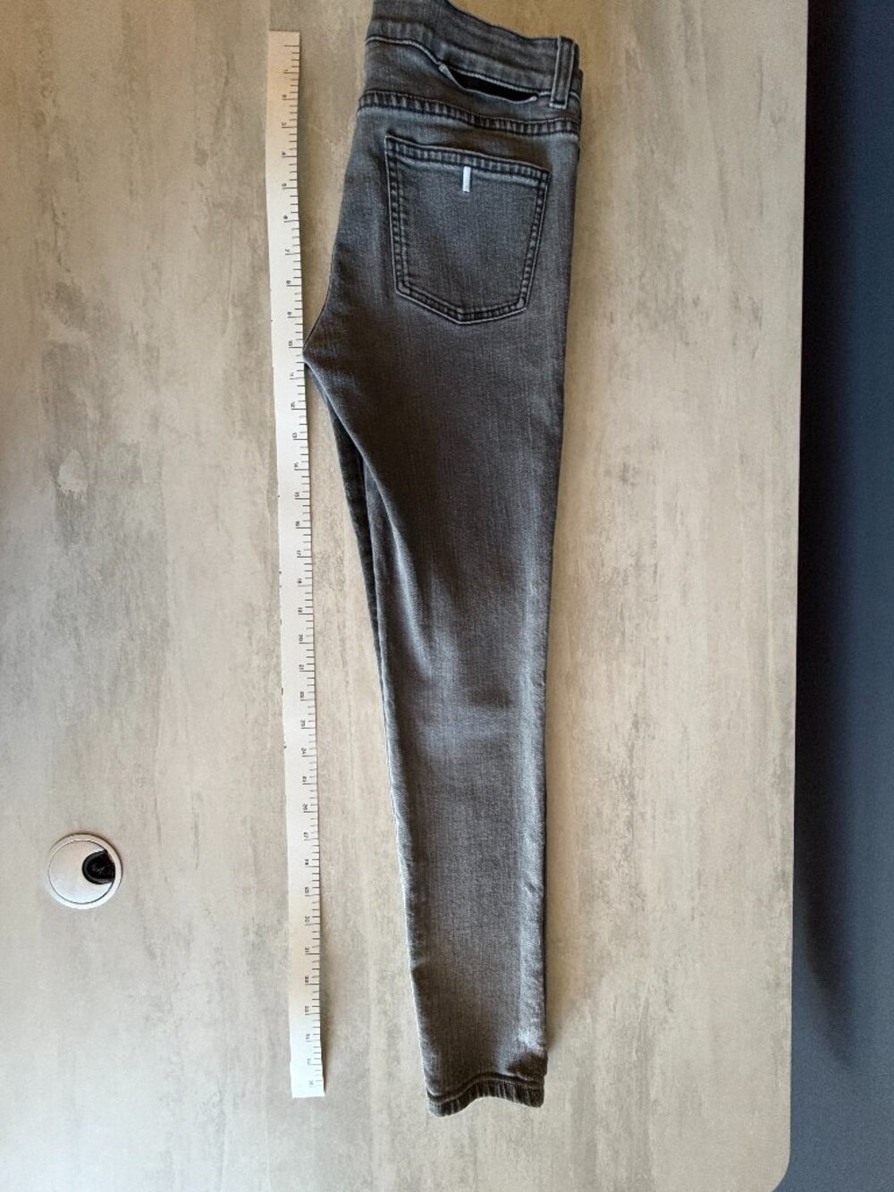 Stella McCartney, Gray, Skinny leg, Size 26, Made in Italy.
